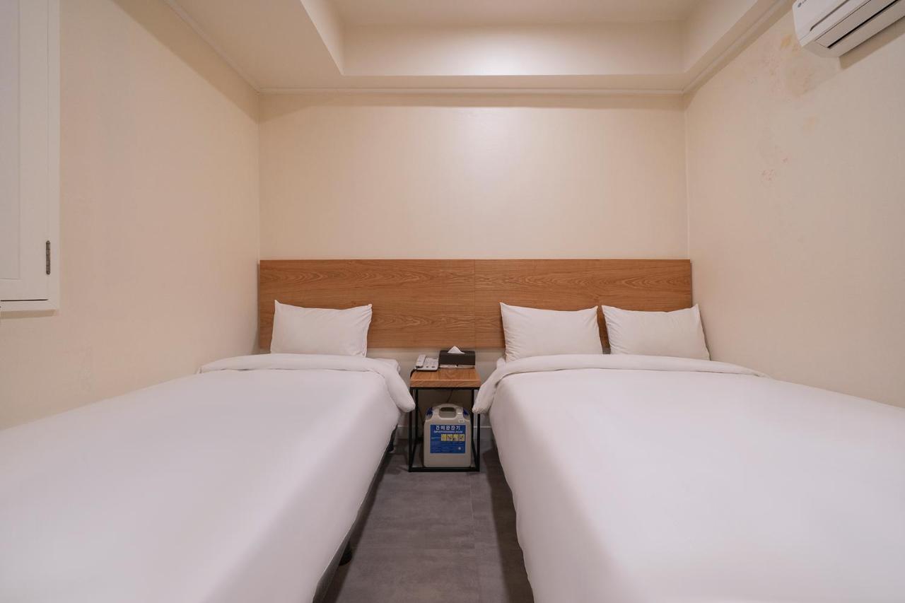 Hostel Vene Seoel Buitenkant foto